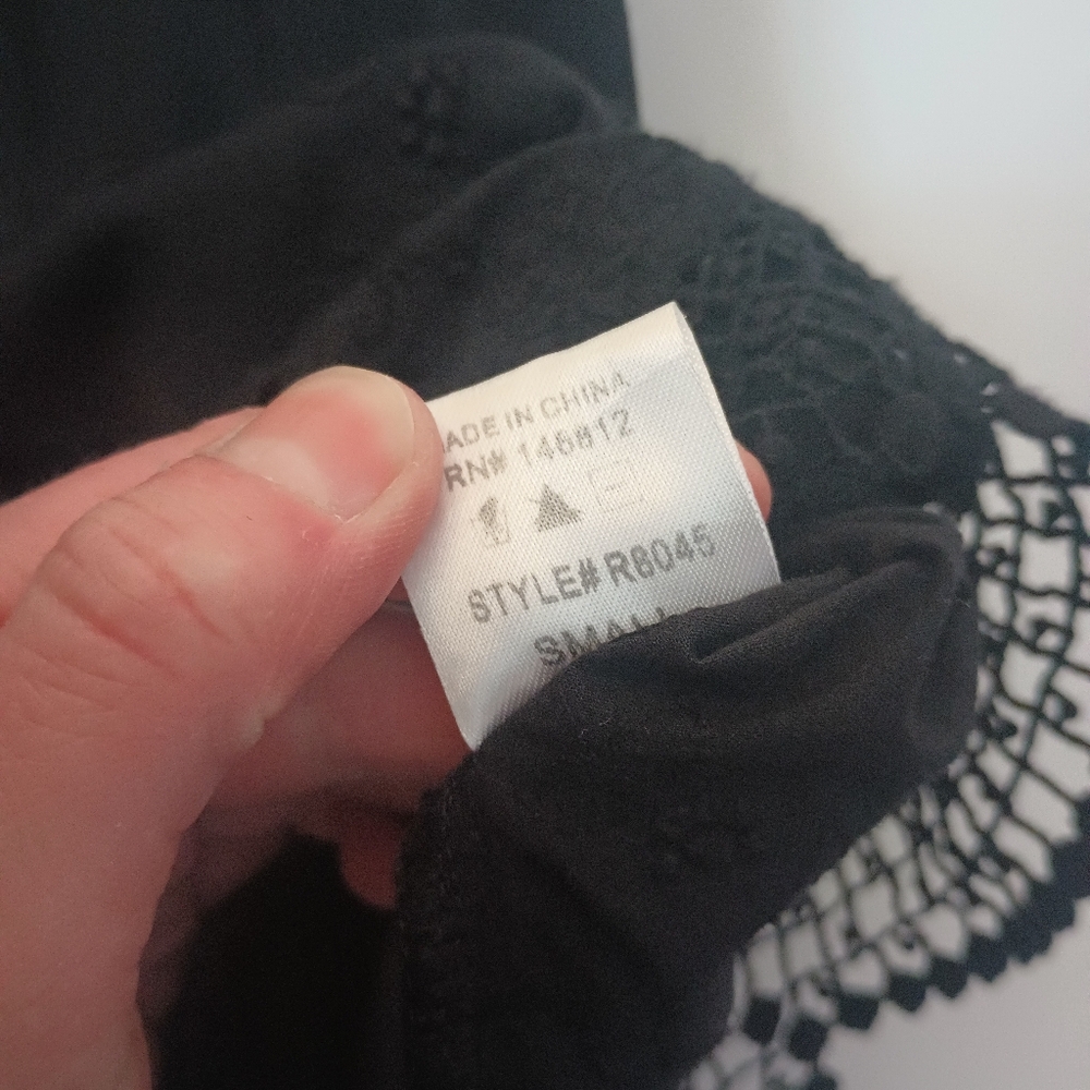 Unbranded Womens Dark Cottagecore Tank Top Small Black Eyelet Embroidered - Picture 7 of 9